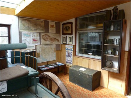 muzeum-historickych-vozidel-stara-zemedelska-technika-a-selska-jizba-v-porezanech-u-tyna-nad-vltavou